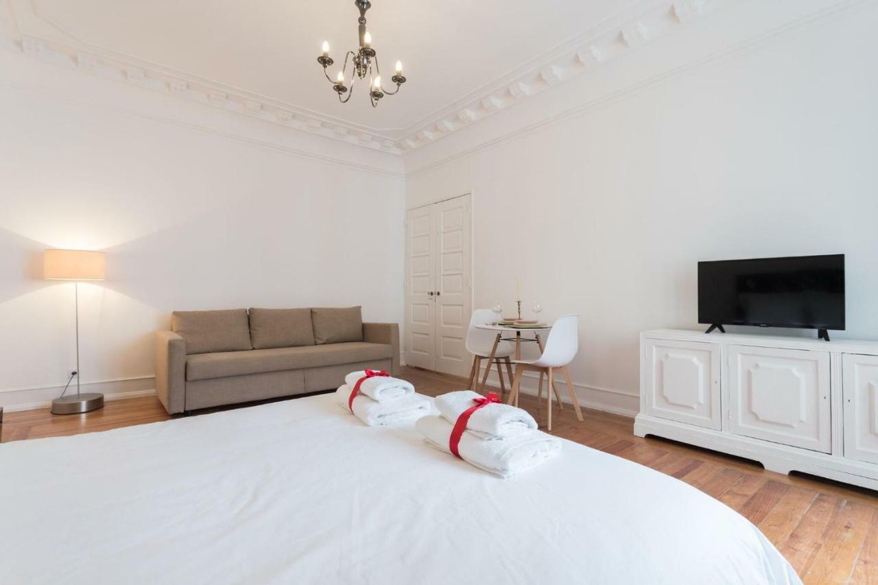 6 Clouds Apartment Lisbon Exterior photo