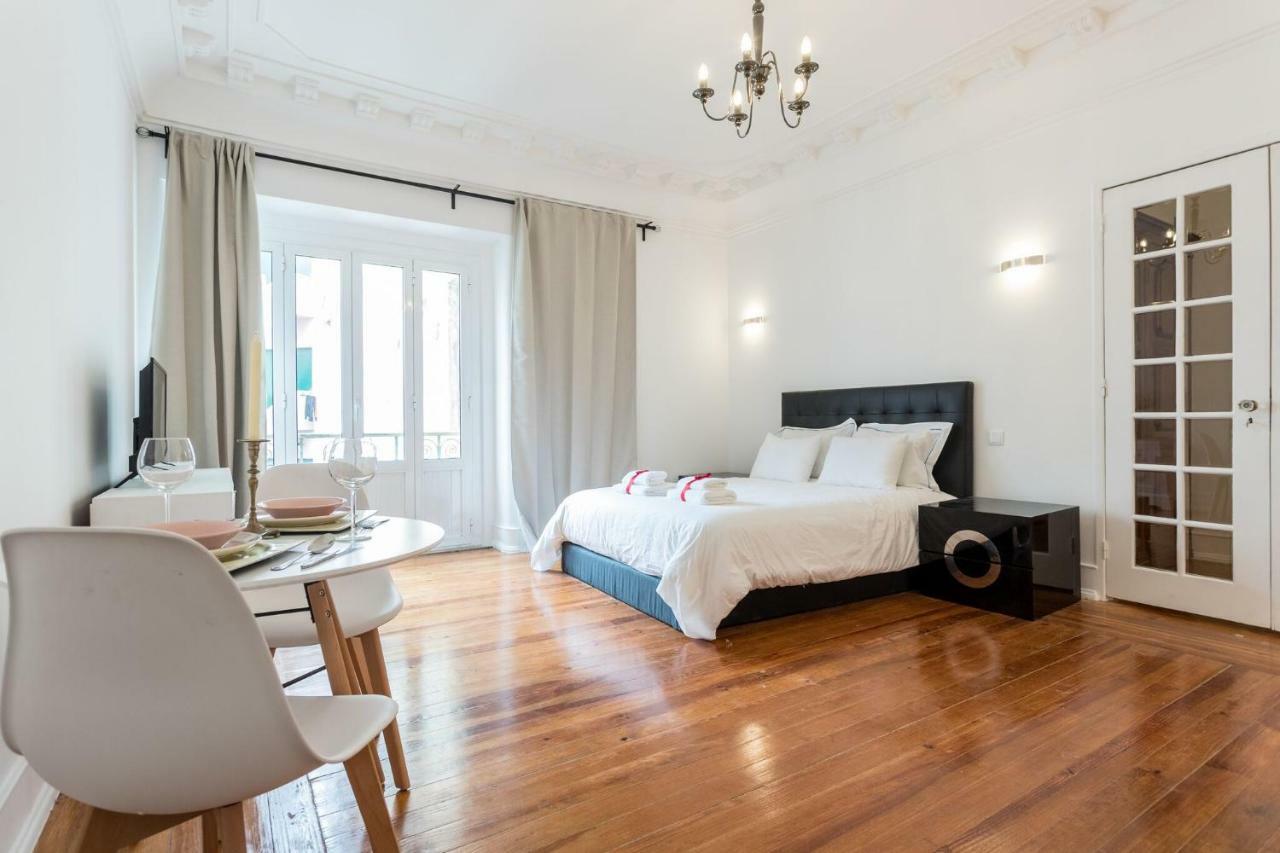 6 Clouds Apartment Lisbon Exterior photo