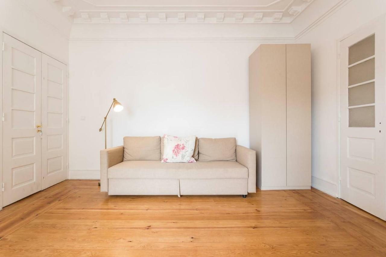 6 Clouds Apartment Lisbon Exterior photo